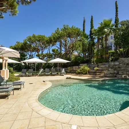 Villa Sleeps 12 Pool Air Con Wifi