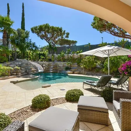 Sleeps 12 Pool Air Con Wifi Villa