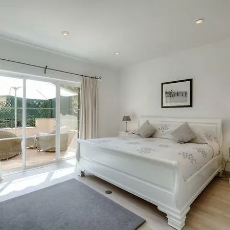 Sleeps 12 Pool Air Con Wifi Villa