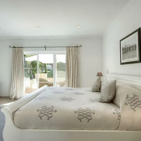 Villa Sleeps 12 Pool Air Con Wifi Vale do Lobo